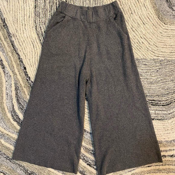 ZARA Ribbed Knit Wide Leg Crop Lounge Pants - Picture 1 of 3